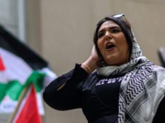 Attivista antiebraico chiede il divieto islamico dei cani, sostiene uno scherzo dopo la reazione negativa