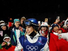 L’olimpionica Eileen Gu afferma di sentirsi come un “sacco da boxe” tra le reazioni dei fan per l’abbandono della squadra USA per la Cina