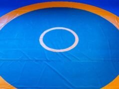 La lottatrice del liceo dice di essere stata penetrata sessualmente da un avversario trans durante la partita