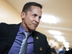 Età pensionabile della previdenza sociale “Devo trasferirmi” con clausola del nonno