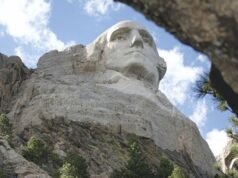 Il team AI di PragerU riporta il padre della patria per il 250esimo anniversario dell’America