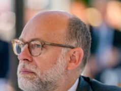 MD uomo arrestato con l’accusa di omicidio di Trump OMB Russell Vought