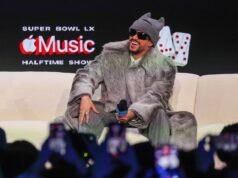 Gli avvistamenti delle celebrità al Super Bowl iniziano con Bad Bunny, il maglione stravagante di Travis Kelce