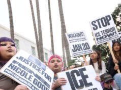 Gli Stati impediscono alle scuole di guidare le proteste anti-ICE