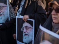 Raggiungere un accordo con l’Iran “da difficile a impossibile”, dicono a Trump i negoziatori