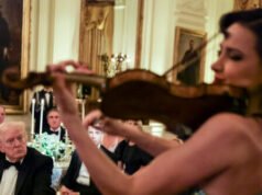 Trump ospita i governatori alla Casa Bianca per una cena con una straordinaria esibizione di violino