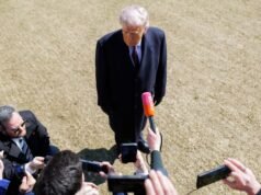 Rubio pianifica un viaggio in Israele poiché Trump afferma di “non essere contento” dei colloqui tra Stati Uniti e Iran