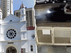 Un camion ripreso dalle telecamere mentre si lanciava contro una famosa sinagoga australiana per presunto crimine d’odio