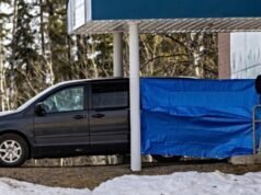 I severi controlli canadesi sulle armi non hanno impedito le sparatorie nelle scuole superiori