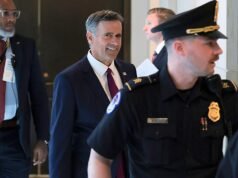 La CIA esorta gli iraniani a utilizzare telefoni prepagate e Tor a contattare gli Stati Uniti in video in lingua persiana