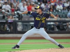 Jose Quintana torna per la quindicesima stagione della MLB mentre i Rockies aggiungono un altro lanciatore