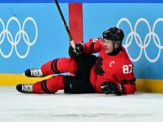 Sidney Crosby fuori per la partita per la medaglia d’oro olimpica in Canada per infortuni