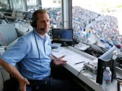 L’emittente della MLB Glen Kuiper chiamerà la prima partita dopo aver sparato per insulti razzisti