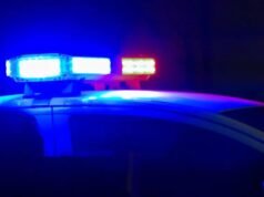 Il treno si scontra con un’auto sui binari a Emeryville