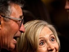 Hillary ammette che la migrazione di Biden è stata “dirompente e destabilizzante”