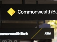 La CBA registra profitti miliardari prima di avvertire gli australiani di prepararsi al dolore