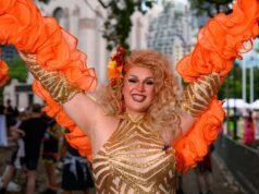 Sydney celebra la parata del Mardi Gras