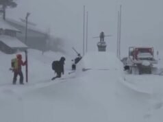 Otto sciatori trovati morti dopo il disastro di una valanga negli Stati Uniti