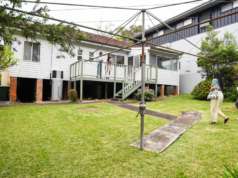 L’azienda dietro l’icona culturale australiana è sul punto di essere venduta