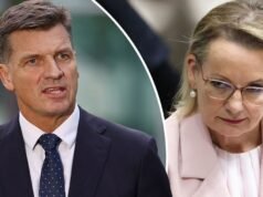 Confermata la caduta della leadership liberale prima della riunione urgente nella sala delle feste