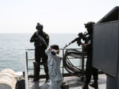 L’Iran effettua esercitazioni navali congiunte con la Russia, temendo attacchi imminenti da parte degli Stati Uniti