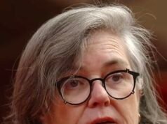 Dopo essere fuggita pubblicamente dagli Stati Uniti a causa di Trump, Rosie O’Donnell torna silenziosamente per vedere se è “sicuro”