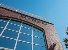 Palantir si trasferisce a sorpresa nello spazio di coworking di Miami