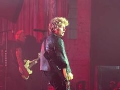 I Green Day danno forti consigli agli agenti ICE al concerto della settimana del Super Bowl
