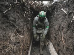 Poiché le perdite di guerra si avvicinano ai 2 milioni, la Russia è accusata di traffico di reclute straniere dall’Africa e dall’Asia