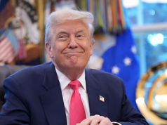 Il presidente Trump prepara un regolamento per rendere di nuovo grandiose le pensioni dei lavoratori americani