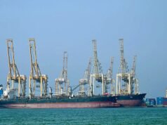 L’Iran sequestra petroliere e minaccia “massacro” nello Stretto di Hormuz, poche ore prima dei colloqui statunitensi