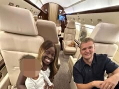 Il magnate britannico noleggia un jet privato da 150.000 sterline per uscire dagli Emirati Arabi Uniti devastati dalla guerra (nonostante affermi che Dubai è perfettamente sicura) e dice “è così semplice, non so perché non lo fanno tutti”