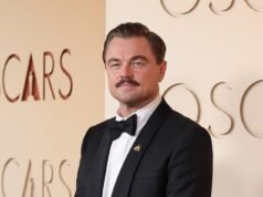 Leonardo DiCaprio svela il restyling della crisi di mezza età agli Oscar 2026 mentre i fan sono sconcertati da capelli e baffi tinti