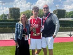 Il prodigio dell’Arsenal Max Dowman, 16 anni, rischia di essere lasciato fuori dalla carica per il titolo di Premier League per concentrarsi sui suoi GCSE – nonostante il suo obiettivo da record, afferma Wayne Rooney