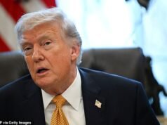 Macron dice che NON invierà la marina nello Stretto di Hormuz e l’UE dice a Trump di fermare la guerra con l’Iran “così tutti salvino la faccia” mentre la NATO snobba il presidente