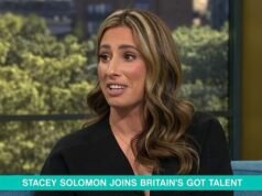 Stacey Solomon mette le cose in chiaro sul matrimonio con Joe Swash dopo essere stata avvistata senza fede nuziale
