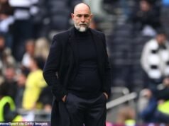 Il Tottenham invia le sue condoglianze a Igor Tudor dopo che l’allenatore ha scoperto che suo padre era morto pochi istanti dopo aver perso 3-0 in una partita che avrebbe potuto vederlo esonerato