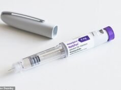 Ho perso peso velocemente con i colpi di grasso, ma mi cadono i capelli e ho sempre la nausea… DR SCURR sugli integratori da assumere per fermare gli effetti collaterali debilitanti