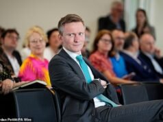 NS&I “riunirà” le famiglie in lutto con denaro contante e in alcuni casi pagherà un risarcimento, afferma il ministro