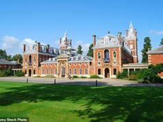 La principessa Charlotte “potrebbe frequentare il prestigioso Wellington College, dove le tasse partono da £ 15.000 a trimestre”