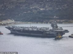 La nuova portaerei americana da 13 miliardi di dollari costretta a ritirarsi dalla guerra con l’Iran perché i servizi igienici ecologici non scaricano… mentre i nostri coraggiosi marinai se ne andavano a dormire sul pavimento dopo che una parte della nave prese fuoco