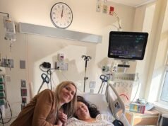 L’assistente di volo lanciato a 320 piedi in aria durante l’incidente del La Guardia viene raffigurato per la prima volta dopo le ferite dell’orrore