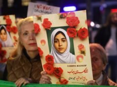 Chi ha bombardato la scuola femminile iraniana, uccidendo più di 170 persone? Quello che sappiamo