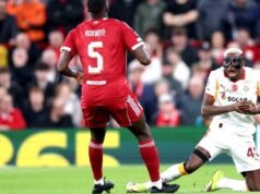 Osimhen della Nigeria ha provato a sfidare il braccio rotto nella sconfitta del Galatasaray contro il Liverpool