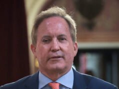 Ken Paxton “Leader” affronta “Masters of the Universe”, la base di Trump lo adora