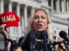 Marjorie Taylor Greene critica Trump per aver messo l’America all’ultimo posto
