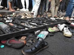 I campioni dell’IPL di Bangalore manterranno 11 posti vuoti in onore dei morti fuggiti