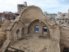 Tra le rovine, i palestinesi lottano per preservare i mercati storici di Gaza