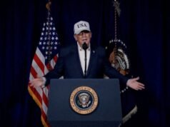 Trump promette di continuare gli attacchi contro l’Iran, afferma che “probabilmente” moriranno altri soldati americani