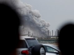 Donna uccisa in Bahrein mentre gli stati del Golfo intercettano altri missili iraniani